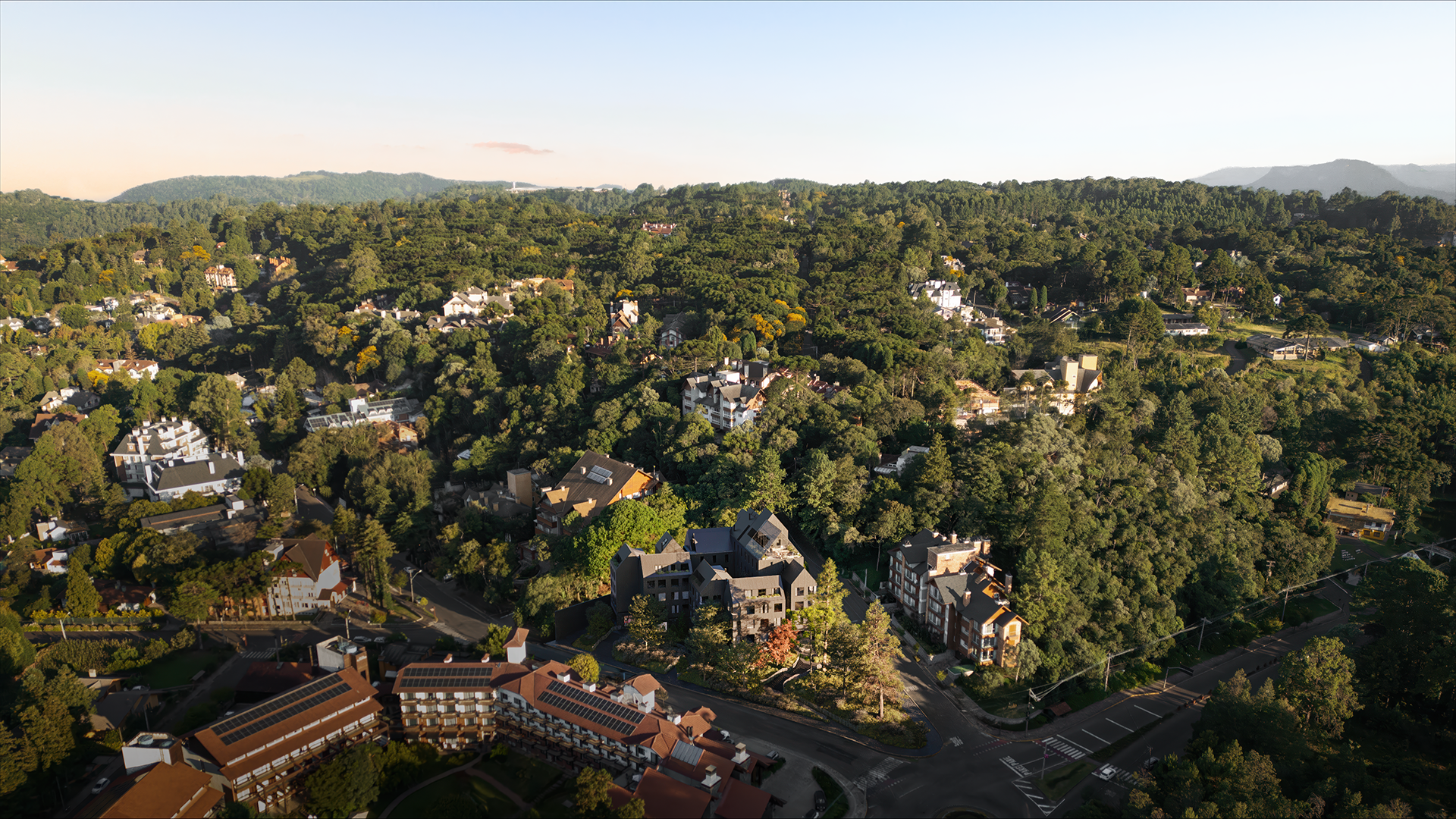 Vista aérea do bairro Planalto e do entorno arborizado de Gramado